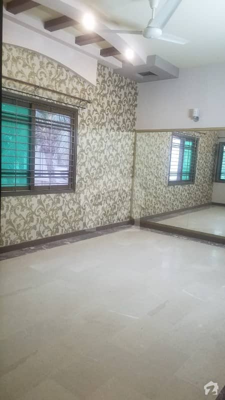 Well Maintained 500 Sq Yd Portion For Rent In Gulshan- E- Iqbal Block No 4