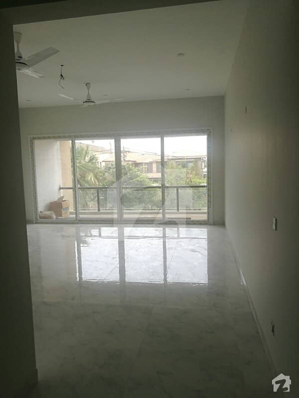 498 Sq Feet Office For Sale DHA Phase 2 Jami Commercial Brand New Building
