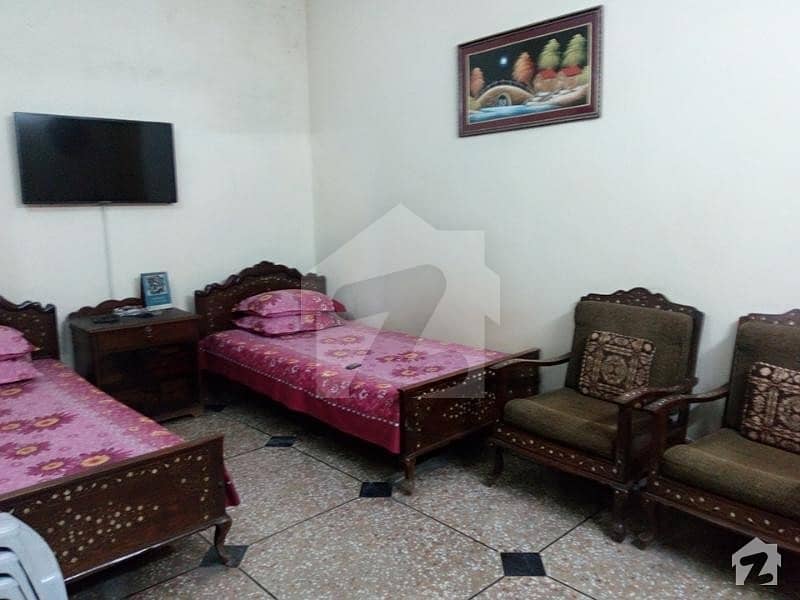 خیابانِ سرسید راولپنڈی میں 6 کمروں کا 4 مرلہ مکان 1.1 کروڑ میں برائے فروخت۔