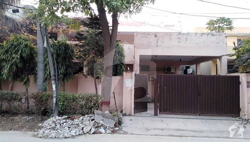 1 Kanal House For Sale In B Block Of PGECHS Phase 3 Lahore