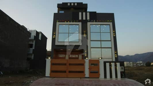ڈی ۔ 12/3 ڈی ۔ 12 اسلام آباد میں 5 کمروں کا 4 مرلہ مکان 1.95 کروڑ میں برائے فروخت۔ ڈی ۔ 12/3 ڈی ۔ 12 اسلام آباد میں 5 کمروں کا 4 مرلہ مکان 1.95 کروڑ میں برائے فروخت۔