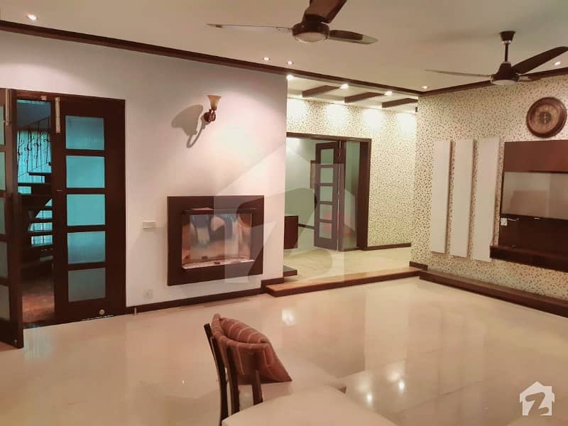 1 Kanal Beautiful House in Phase 5 DHA Lahore