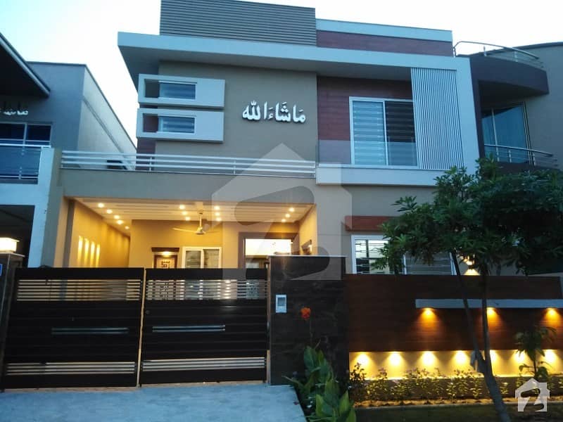 10 Marla House Is Available For Sale In Wapda City Block K Faisalabad
