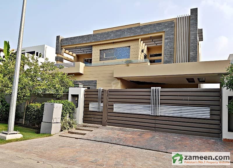 1 Kanal Top Class Modern House In DHA Phase 5 For Sale