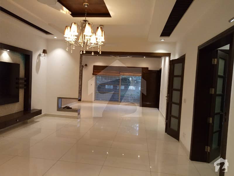 1 kanal Modern Luxurious 2 bedrooms Upper Portion Available For Rent In DHA phase 6 BlockA Lahore