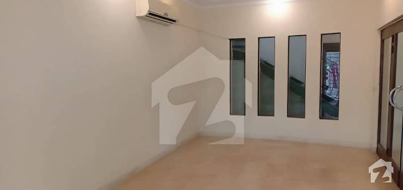 Near Main Road 10 Marla Full House For Rent At Prime Location In Low Price