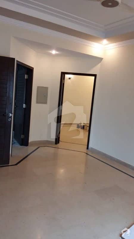 Dha 10 Marla House For Rent Reasonable Rent Prime Location