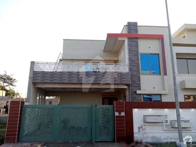 ڈی سی کالونی - بولان بلاک ڈی سی کالونی گوجرانوالہ میں 6 کمروں کا 10 مرلہ مکان 1.7 کروڑ میں برائے فروخت۔ ڈی سی کالونی - بولان بلاک ڈی سی کالونی گوجرانوالہ میں 6 کمروں کا 10 مرلہ مکان 1.7 کروڑ میں برائے فروخت۔