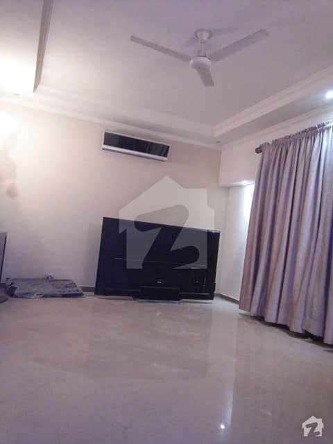 15 Marla house For rent in DHA phase 5