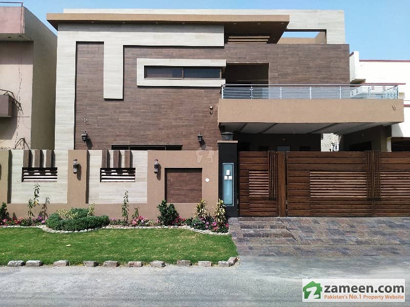 Nfc Society Near Valencia 1 Kanal Owner Build Awesome Brand New Semi Furnished Solid Bungalow