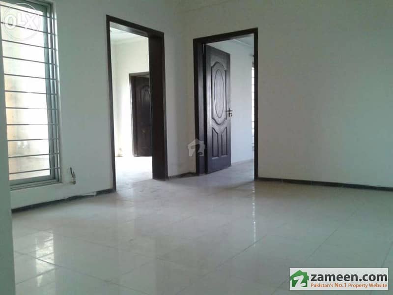 10 Marla Apartment For Sale 10 Marla Apartment For Sale