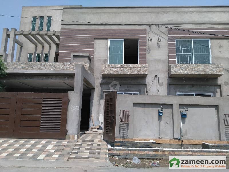 Nasheman - E - Iqbal 10 Marla Brand New Duplex Awesome Bungalow Is Available For Sale