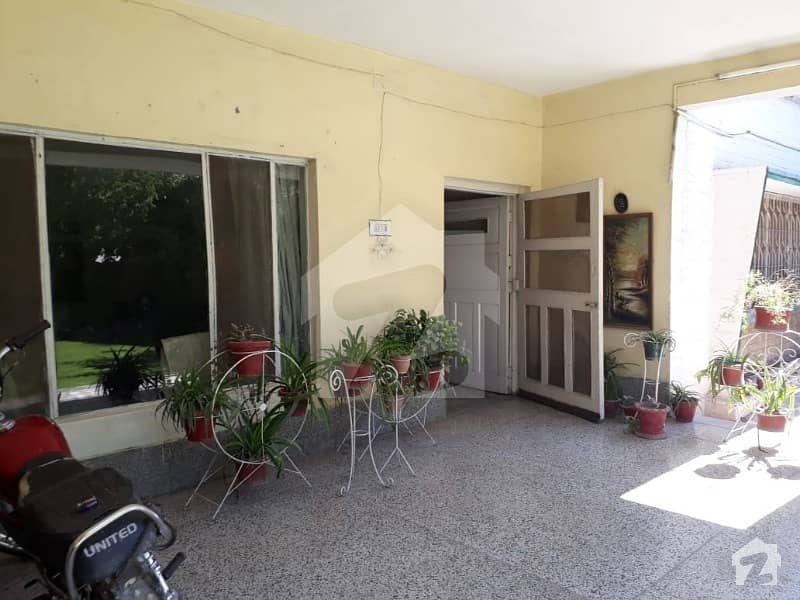 Investor Rate House For Sale In Defence Officer Colony