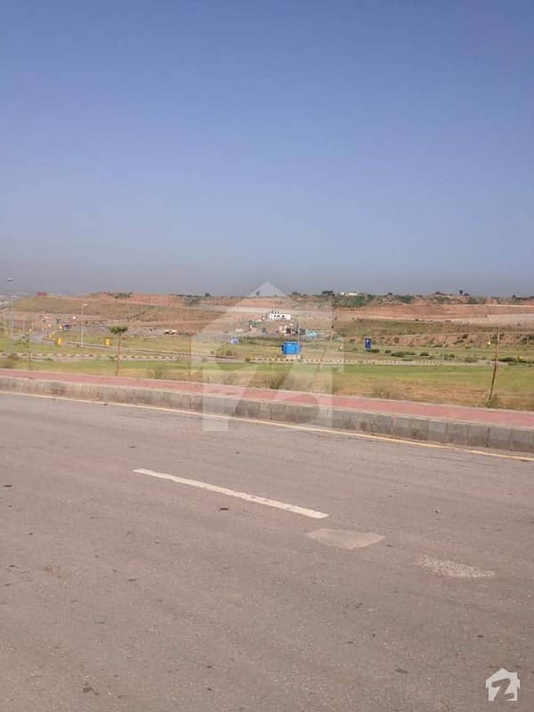 Dha Phase 3 Islamabad Ex Serene City Sector B 1 Kanal Good Location Plot For Sale