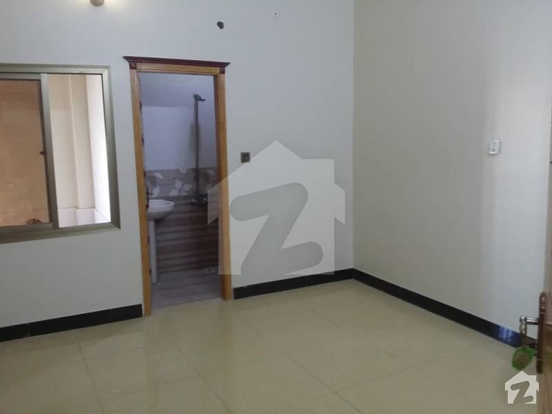 سی پی برار سوسائٹی گلشنِ اقبال ٹاؤن کراچی میں 5 کمروں کا 8 مرلہ مکان 7.5 کروڑ میں برائے فروخت۔