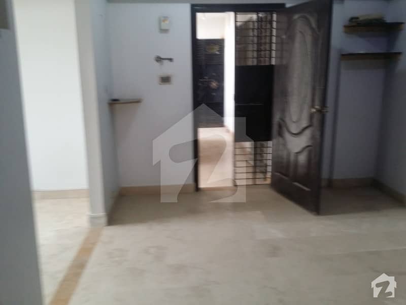 1200 SQ FIT 2ND FLOOR APARTMENT 2 BED DD AT KHALID BIN WALEED ROAD