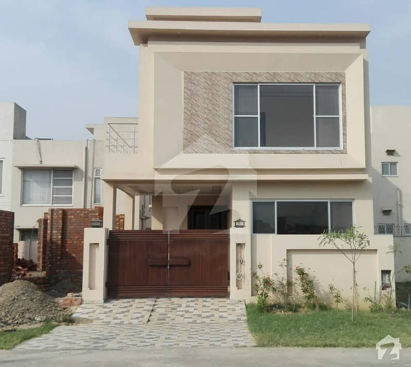 5 Marla Ideal  Design  Bungalow Available For Sale In State Life Phase 1 C