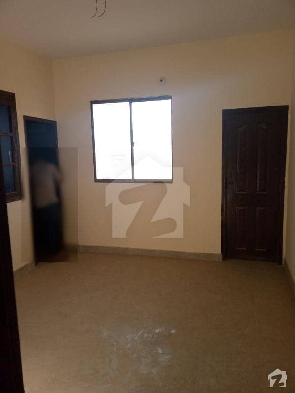 3th Floor Apartment For Sale Located In Dehli Colony