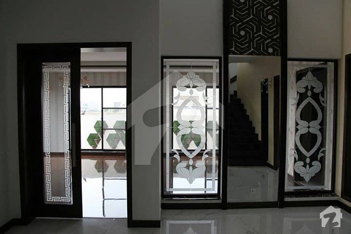 1 Kanal Upper Portion available for Rent in dha Phase 6 K Block