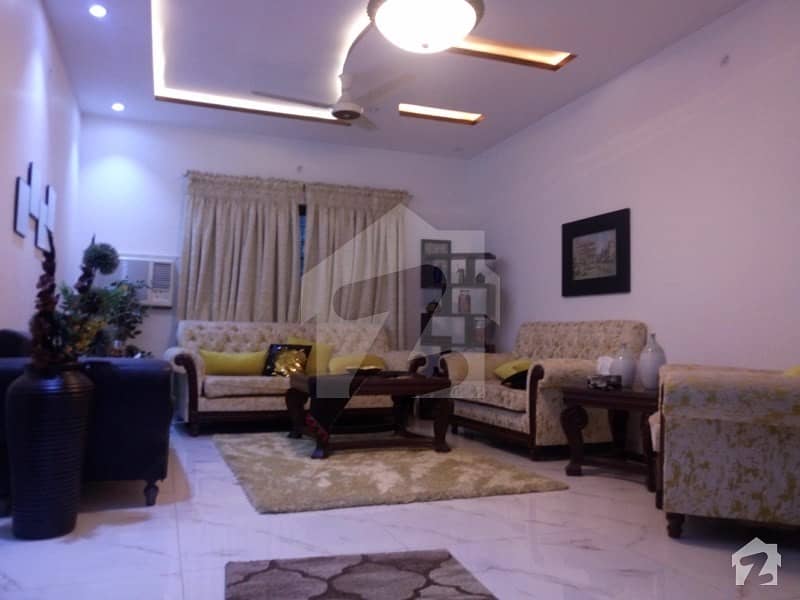 10 Marla Well Maintained House Is Available For Sale