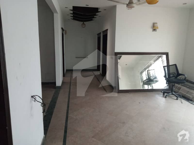 2 Kanal Gary Structure Full Basmint House For Sale