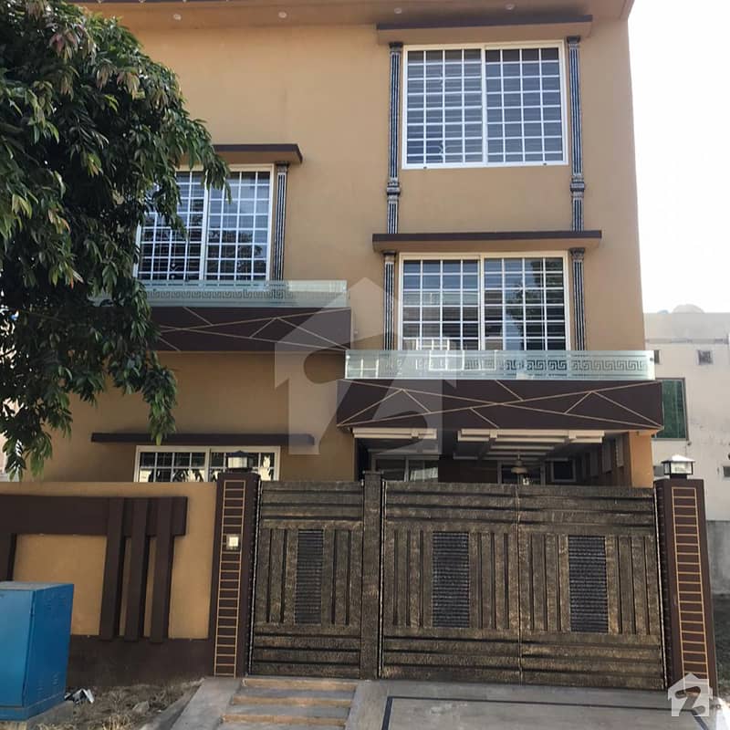 PhaSe 2 BloCk D Ext 5 MarLa HouSe 4 Sale