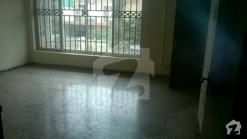 G 8 markaz  al mustaf tower flat for  sale