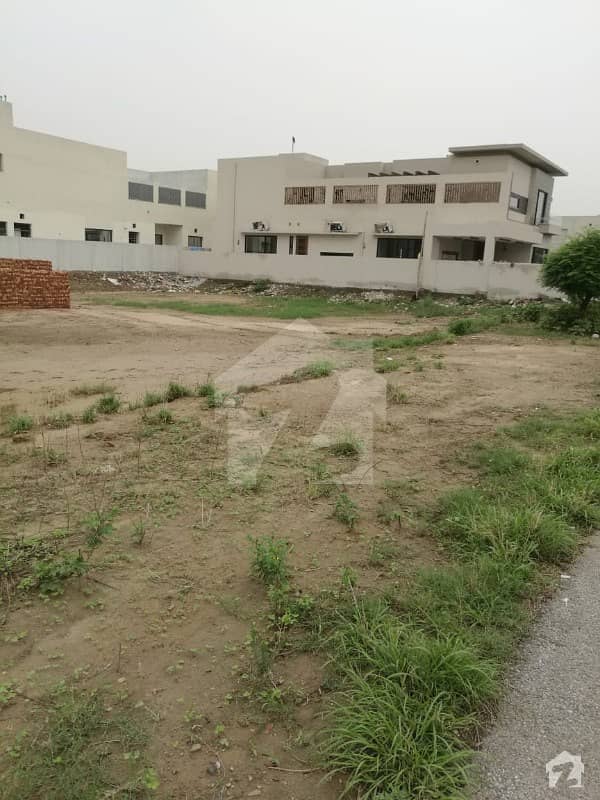 Plot No 826 B Block 2 Years Installments  Possession Available Best Location Plot DHA Price 160 Lac