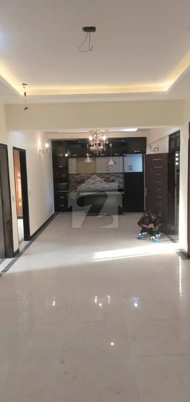 شاہ فیصل ٹاؤن کراچی میں 3 کمروں کا 4 مرلہ فلیٹ 65 لاکھ میں برائے فروخت۔