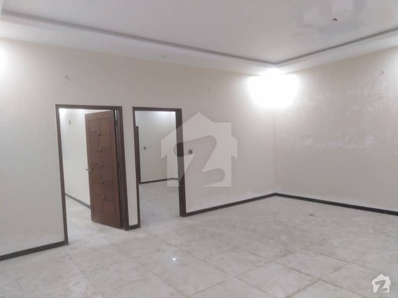 ناظم آباد - بلاک 4 ناظم آباد کراچی میں 4 کمروں کا 9 مرلہ بالائی پورشن 2 کروڑ میں برائے فروخت۔