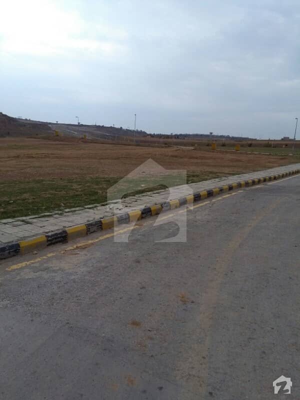 Bahria Enclave, Islamabad Sector-m 10 Marla  Plot For Sale
