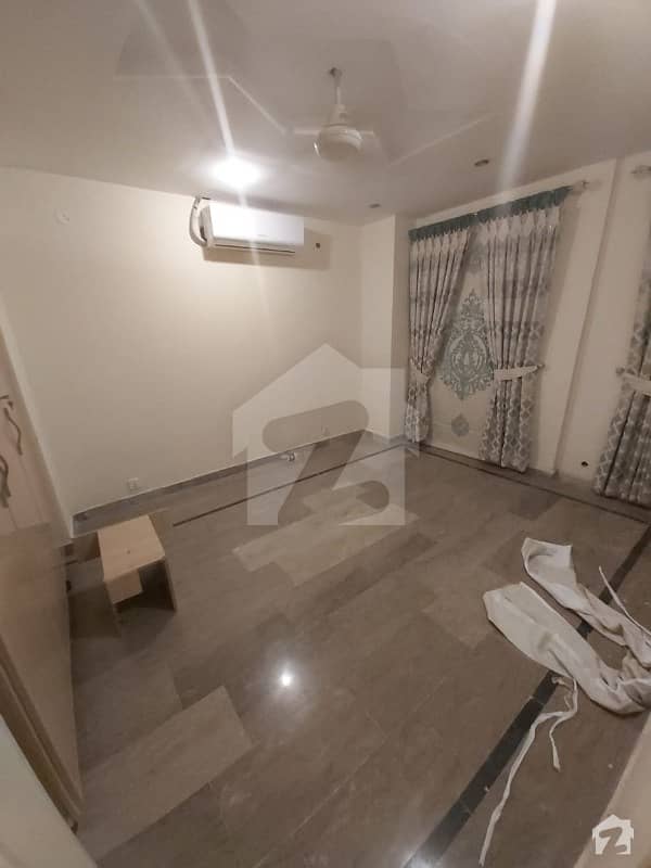 1 BED FLAT AVAILABLE FOR RENT IN SECTOR C BAHRIA TOWN LAHORE