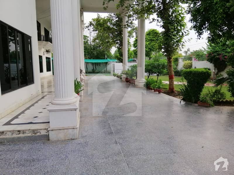 A Premium Location Beautiful 4 Kanal 14 Bedrooms Bungalow Available For Sale In The Heart Of Hayatabad Peshawar