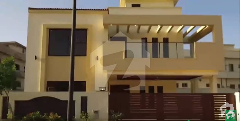 10 MARLA Attractive Residential Villa FOR SALE at Easy Installment in BAHRIA ENCLAVE