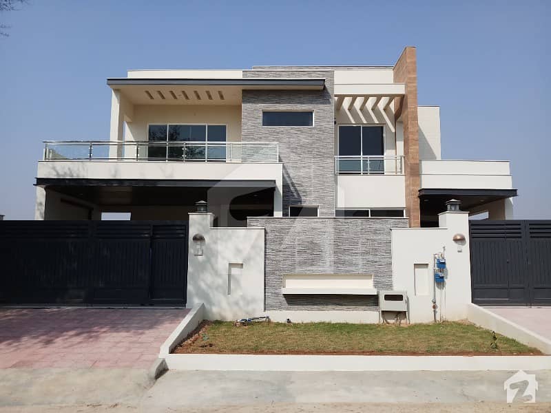Brand New 50 X 90 House TRIPLE STORY 9 Bedrooms For Sale In G 13 Islamabad
