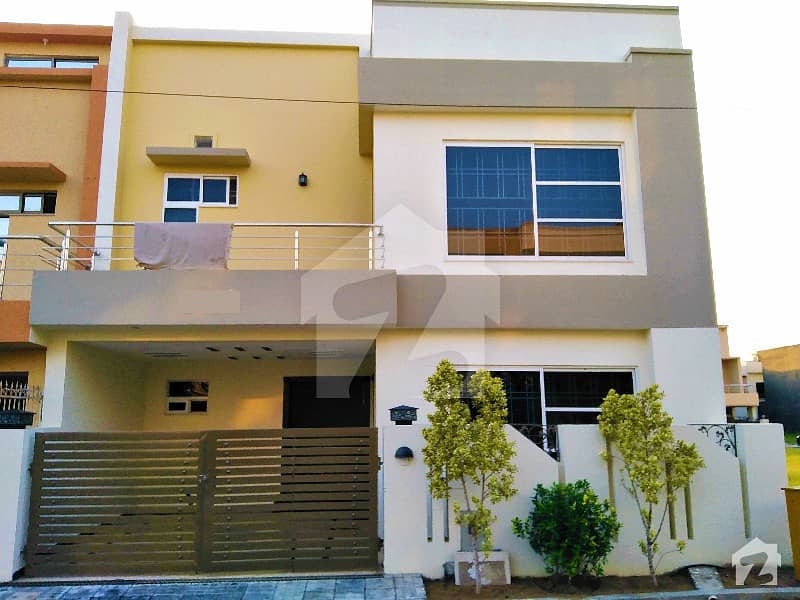 Brand New Excellent 7 Marla House For Rent
