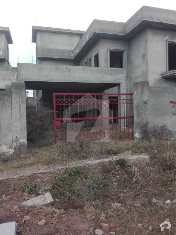 PHA Gray Structure House Is Available For Sale PHA Gray Structure House Is Available For Sale