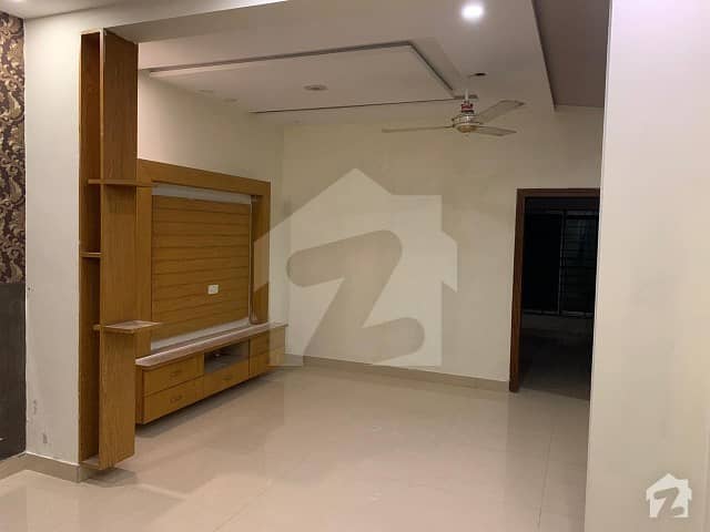 5 Marla Lower Portion For Rent in AA Block, Bahria Town Lahore