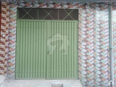 اعجاز آباد پشاور میں 2 مرلہ مکان 10 ہزار میں کرایہ پر دستیاب ہے۔