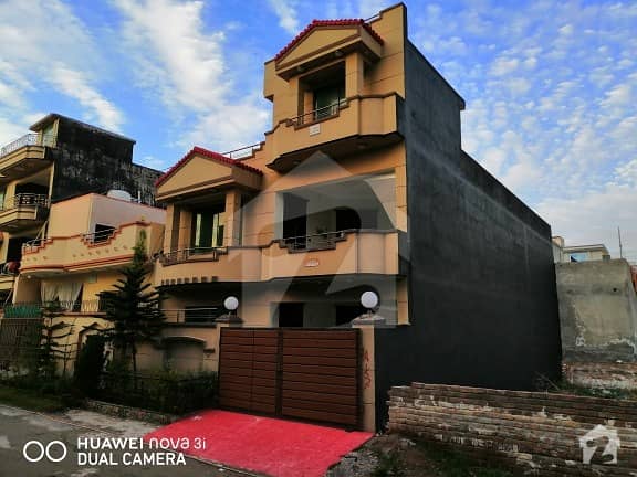 Gas Meter Available | 7 Marla Double Storey House For Sale | Phase 4-B, Ghauri Town, Islamabad !