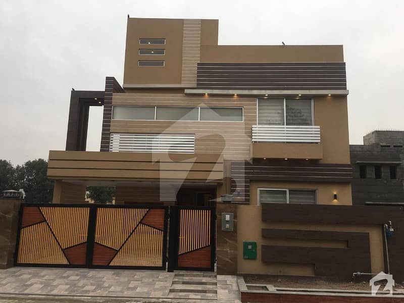 10 MARLA HOUSE FOR SALE IN TULIP BLOCK SECTOR C BAHRIA TOWN LAHORE
