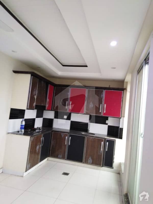 1 BED FLAT WITH TV LOUNGE AVAILABLE IN BAHRIA TOWN LAHORE