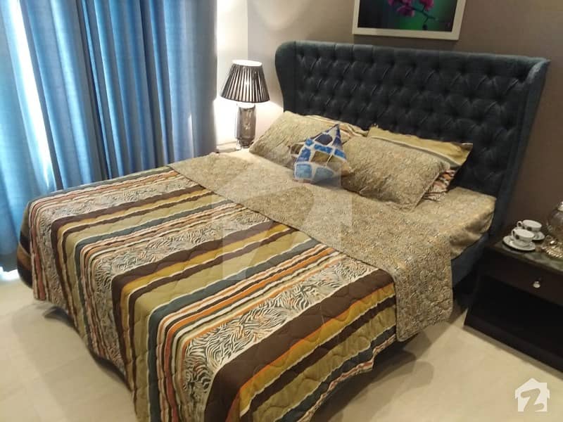 1 BED FURNISED FLAT WITH TV LOUNGE AVAILABLE IN BAHRIA TOWN LAHORE