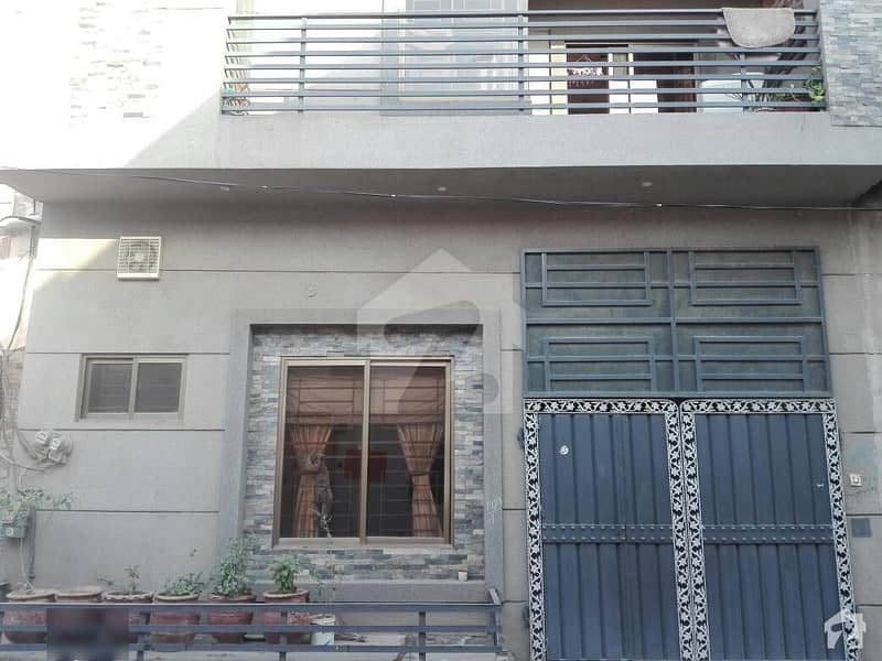 گرین ٹاؤن لاہور میں 3 کمروں کا 5 مرلہ مکان 1 کروڑ میں برائے فروخت۔