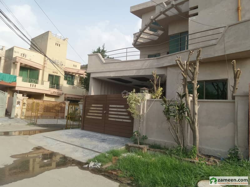 10 Marla House Available On Rent Very Near To Lacas School Johar Town