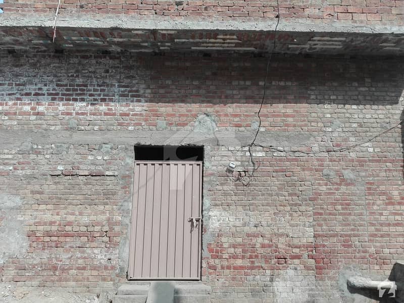 گرین ٹاؤن لاہور میں 2 کمروں کا 6 مرلہ مکان 75 لاکھ میں برائے فروخت۔