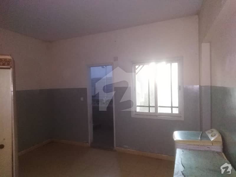 1st Floor Flat Available For Rent