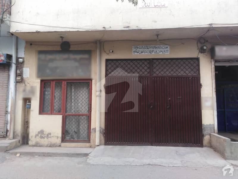 گلشنِ راوی لاہور میں 3 کمروں کا 14 مرلہ مکان 3.5 کروڑ میں برائے فروخت۔