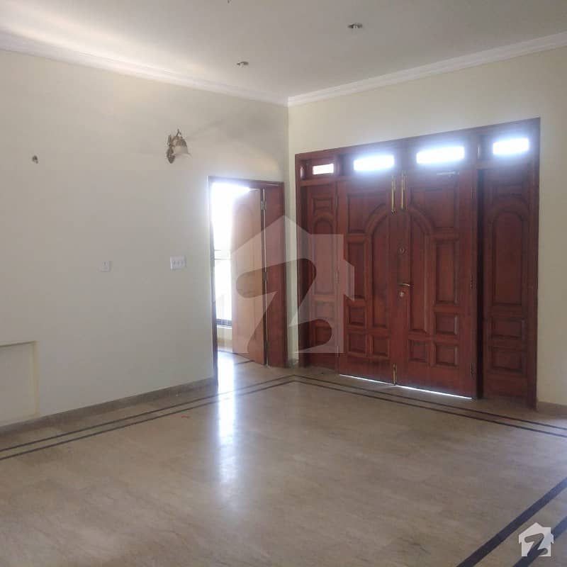 Near National Hospital One Kana Upper Portion For Rent And Lower Portion Lock