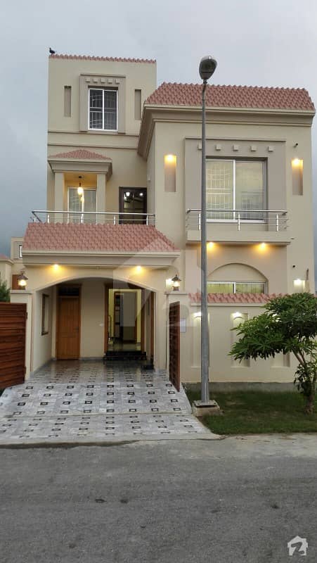 5 Marla Brand New House For Rent In Cc Block Of Bahria Town Lahore